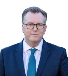 Daniel Lewis